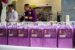 Goodie-Bags für die Teilnehmerinnen stehen schon bereit.