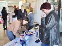 Unter den zahlreichen Messeständen der Bildungsbörse befanden sich auch die Eckert Schulen, die den Besuchern und Besucherinnen umfassend über die vielfältigen Bildungsangebote informierten. 