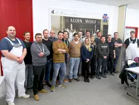 Angehende Staatlich geprüfte Lebensmittelverarbeitungstechniker zu Gast bei der Unternehmensgruppe Wolf am Hauptsitz in Schwandorf Angehende Staatlich geprüfte Lebensmittelverarbeitungstechniker zu Gast bei der Unternehmensgruppe Wolf am Hauptsitz in Schwandorf
