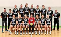 Die Handballerinnen des ESV 1927 sind neben den Bundesliga-Fußballern des SSV Jahn Regensburg und dem Eishockey-Team der Regensburger Eisbären der dritte Top-Verein aus der Region, den die Eckert Schulen aktiv unterstützen. Foto: Eckert Schulen/Hans-Christian Wagner