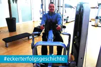 Fit für die Karriere: Kai Greulich fand durch seine Umschulung zum Sport- und Fitnesskaufmann am Berufsförderungswerk Eckert neuen Mut und neue Perspektiven. Fit für die Karriere: Kai Greulich fand durch seine Umschulung zum Sport- und Fitnesskaufmann am Berufsförderungswerk Eckert neuen Mut und neue Perspektiven.