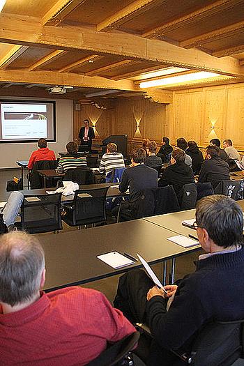 Firma ASAP zu Besuch am Campus in Regenstauf