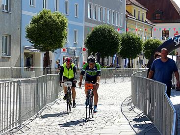 Teilnehmer Hannes beim 24h Radrennen Kelheim 2017 aus dem Eckert Racing Team Foto: Eckert Schulen
