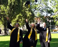 Akademische Ausbildung und fundiertes Praxiswissen: Die Bachelor- und Master-Absolventen des DIPLOMA-Studienzentrums Regenstauf haben beides. Akademische Ausbildung und fundiertes Praxiswissen: Die Bachelor- und Master-Absolventen des DIPLOMA-Studienzentrums Regenstauf haben beides.