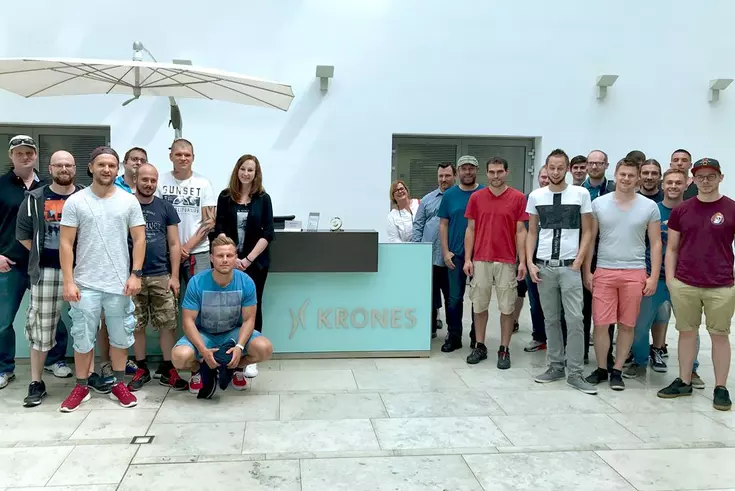 Fach-Know-how vom Brancheninsider: Gleich zwei Studierenden-Gruppen statteten dem Krones-Werk in Neutraubling dieses Semester einen Besuch ab Fach-Know-how vom Brancheninsider: Gleich zwei Studierenden-Gruppen statteten dem Krones-Werk in Neutraubling dieses Semester einen Besuch ab