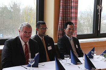 Verabschiedung der malaiischen Teilnehmer am Campus in Regenstauf