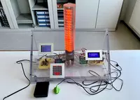 Die Projektgruppe hat den Herzratenvariabilitätsmesser im ersten Semester ihrer Umschulung realisiert. Im zweiten Semester haben sie ihr Projekt nun weiterentwickelt.