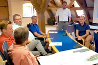 Mit den detaillierten Ergebnissen ihrer Projektarbeit beeindruckten die angehenden Staatlich geprüften Bautechniker der Eckert Schulen Mit den detaillierten Ergebnissen ihrer Projektarbeit beeindruckten die angehenden Staatlich geprüften Bautechniker der Eckert Schulen