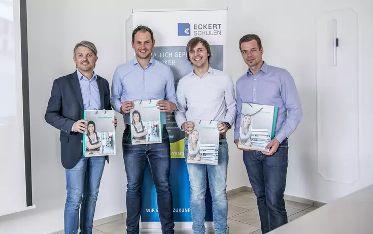 Die Firma Meusburger zu Gast am Campus Regenstauf - ein Update für die angehenden Staatlich geprüften Techniker Die Firma Meusburger zu Gast am Campus Regenstauf - ein Update für die angehenden Staatlich geprüften Techniker