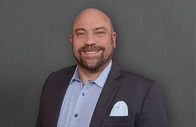 Dennis Stender