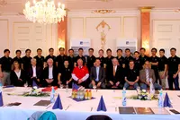 Die 18 Berufsschullehrer haben den ersten Ausbildungsabschnitt an den Eckert Schools International mit Bravur gemeistert – im Juli starten sie in die finale Phase ihres Train-the-Trainer-Programms, direkt vor Ort im VinFast Training Center (Vietnam). Foto Die 18 Berufsschullehrer haben den ersten Ausbildungsabschnitt an den Eckert Schools International mit Bravur gemeistert – im Juli starten sie in die finale Phase ihres Train-the-Trainer-Programms, direkt vor Ort im VinFast Training Center (Vietnam). Foto: Eckert Schulen