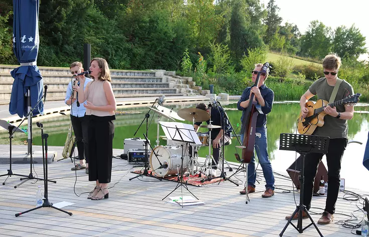 Zum Auftakt der Konzertreihe begeisterte das Franziska Eberl Quintett die Gäste.