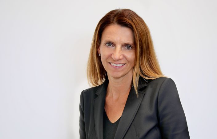 Zusammen mit ihrem zwölfköpfigen Team gehört die Marketingleiterin der Eckert Schulen, Andrea Radlbeck, zu den 20 innovativsten Marketingköpfen Deutschlands. Zusammen mit ihrem zwölfköpfigen Team gehört die Marketingleiterin der Eckert Schulen, Andrea Radlbeck, zu den 20 innovativsten Marketingköpfen Deutschlands.