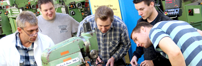 Berufsfachschule für Industrietechnologen Berufsfachschule für Industrietechnologen